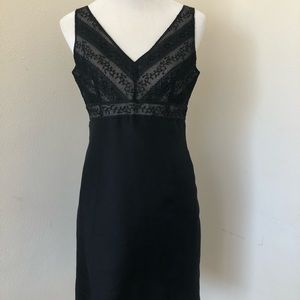EUC Ann Taylor little black dress size 6P